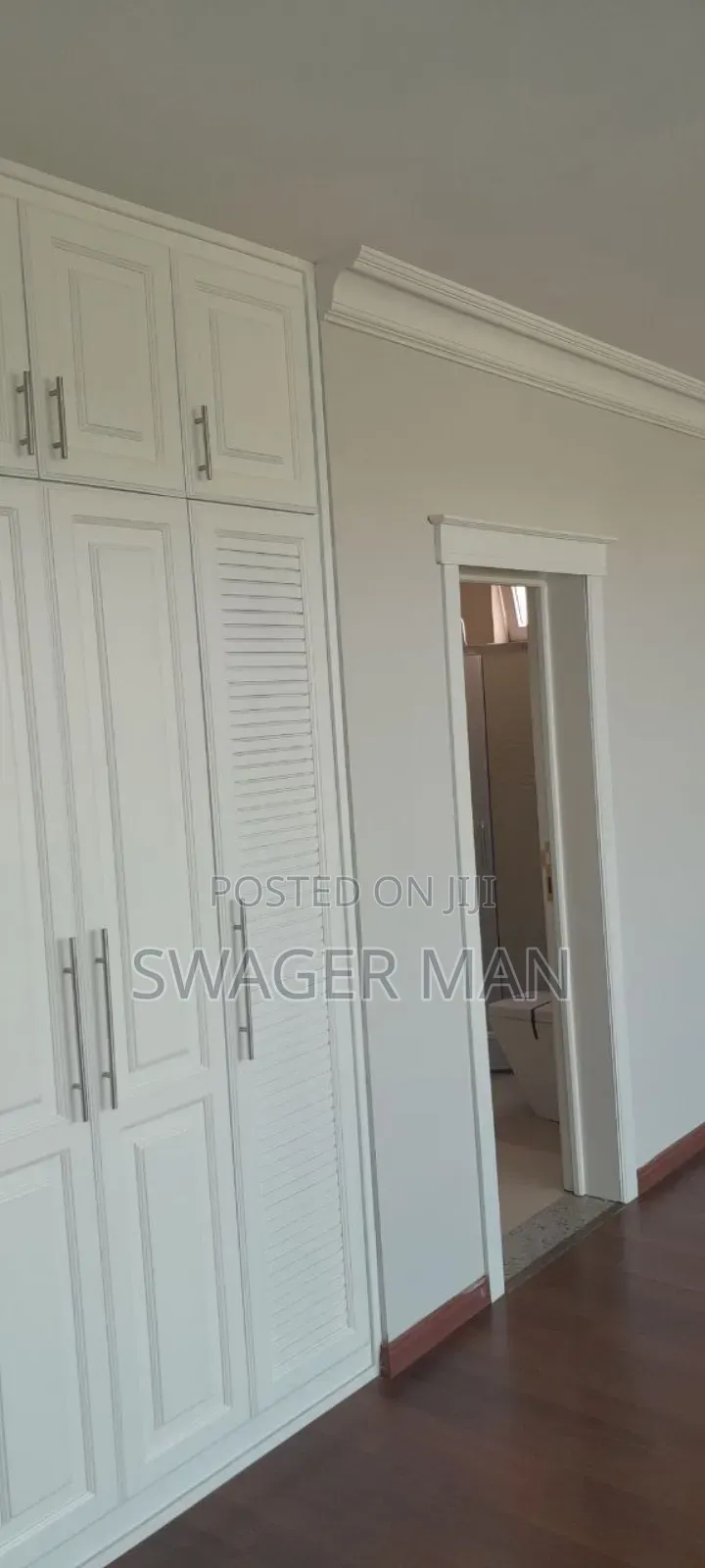 Furnished 11bdrm Townhouse/Terrace in Ayat, Yeka for sale