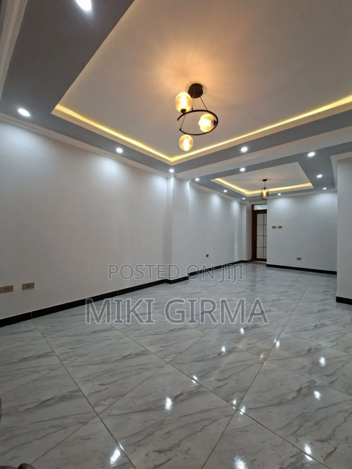 2bdrm Condo in አያት, Bole for sale