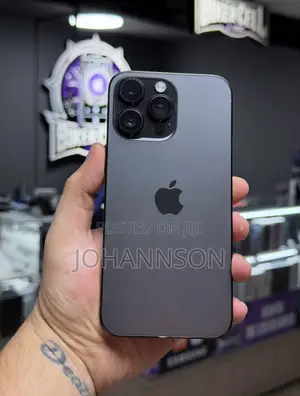 Photo - Apple iPhone 14 Pro Max 256 GB Black