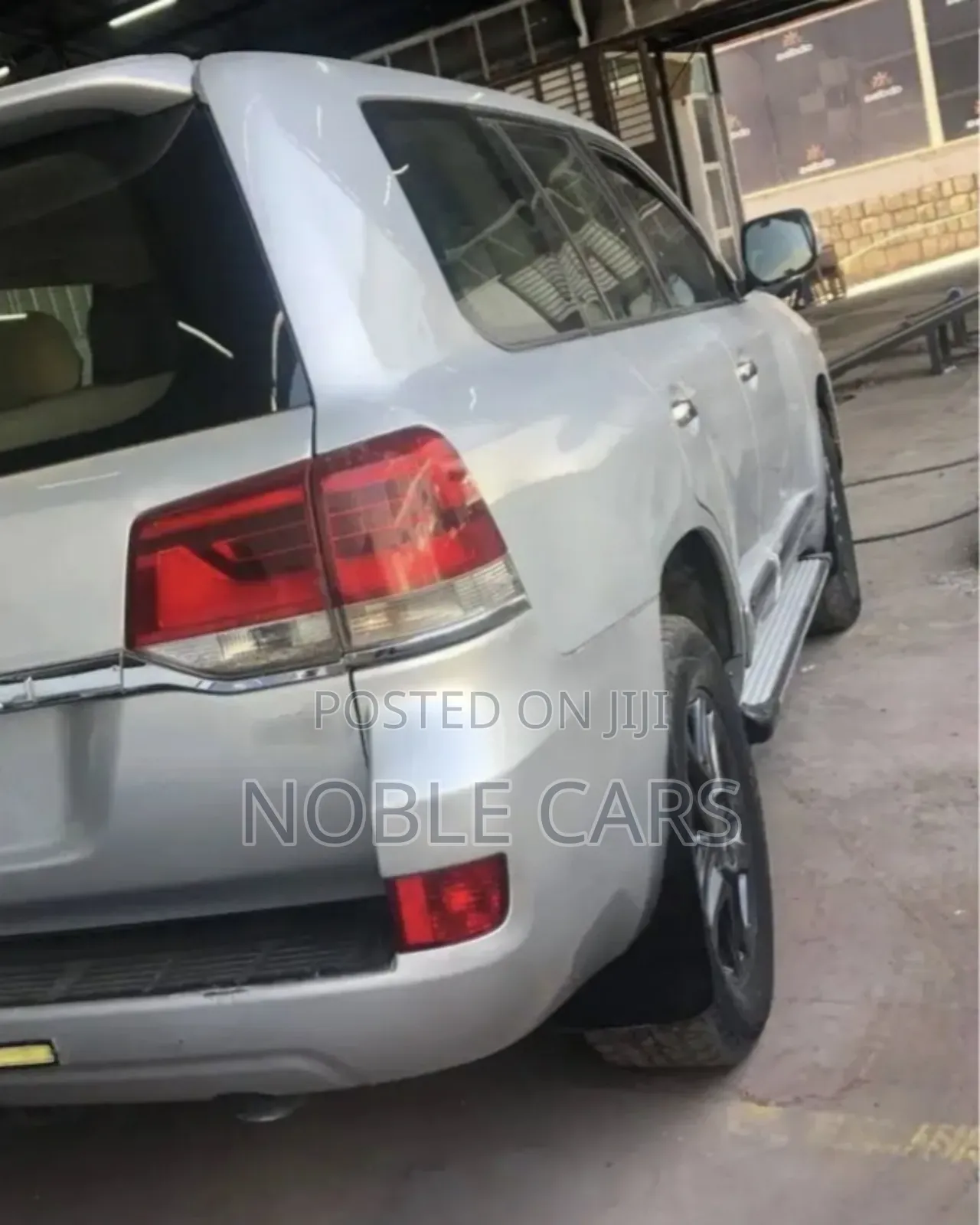 Toyota Land Cruiser 2009 Silver