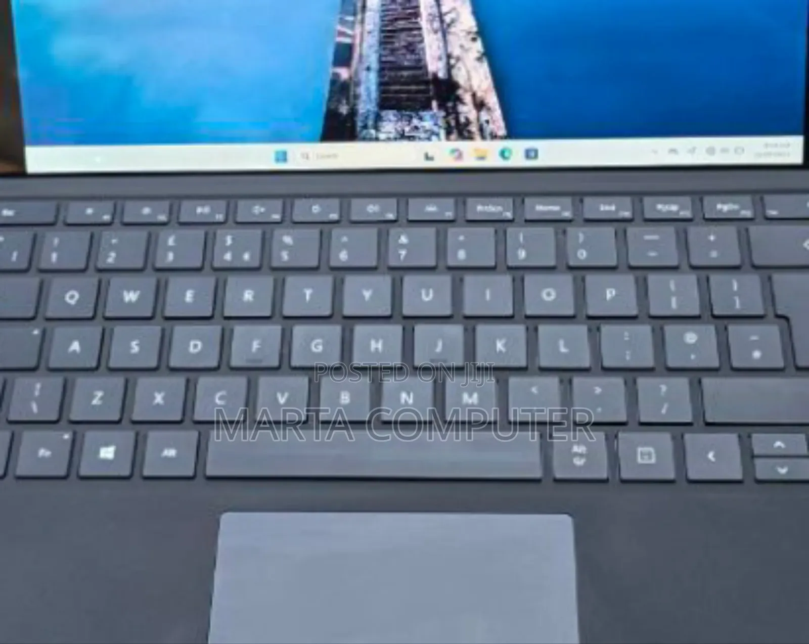 New Laptop Microsoft Surface Pro 7 8GB Intel Core I5 SSD 256GB