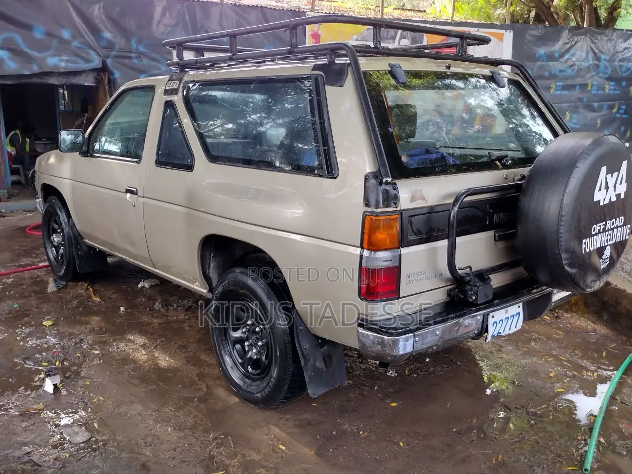 Nissan Pathfinder 1991 Gray