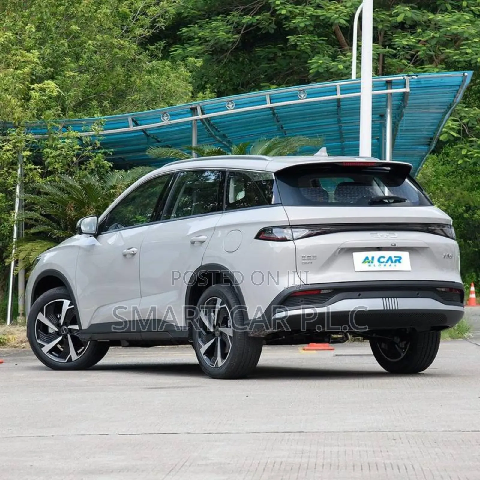 New BYD Song L DM-i 2025 Off white