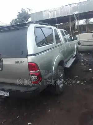 Toyota Hilux 2008 Silver