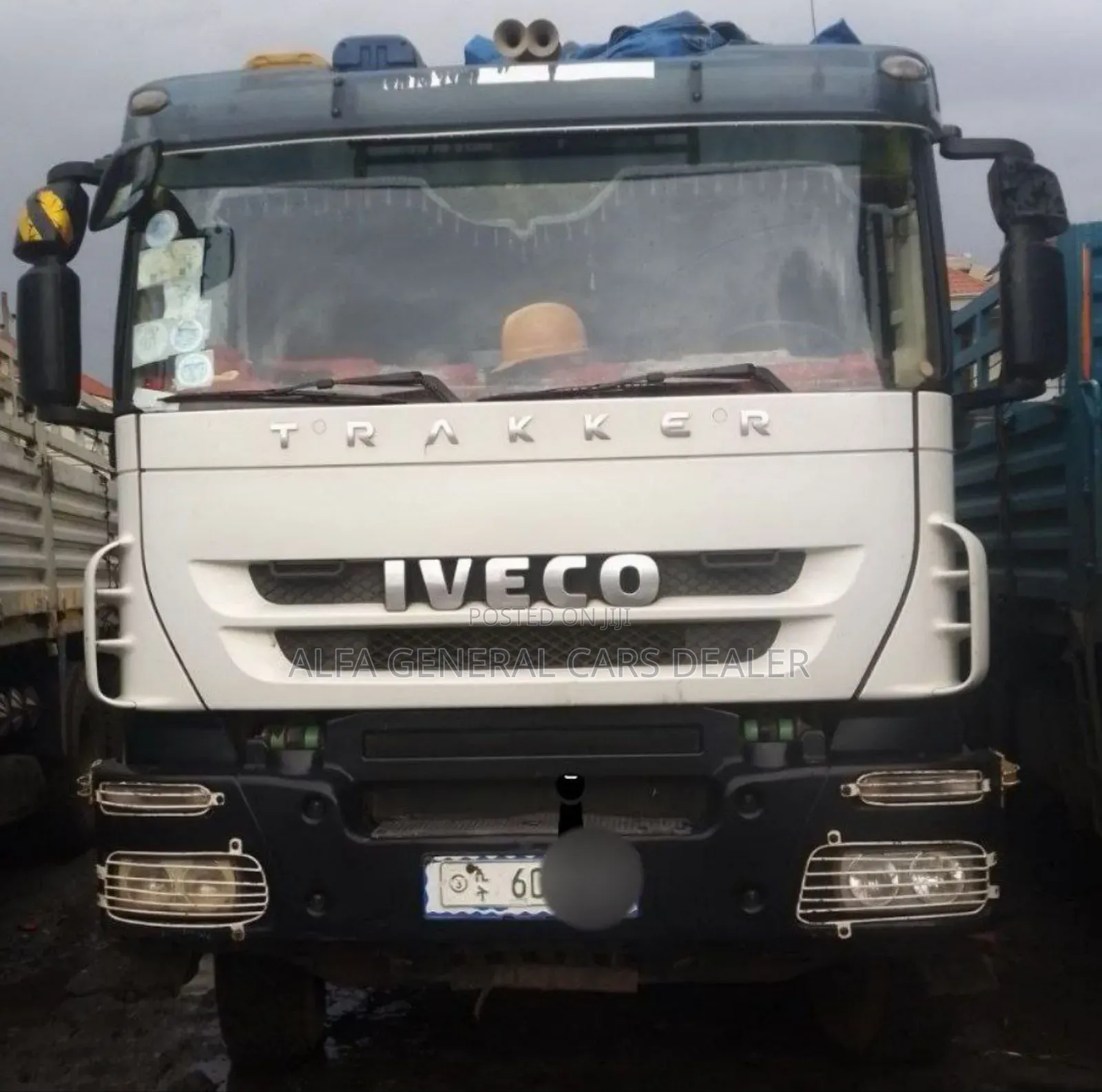 2012 Iveco ኦባማ ከነተሳቢው መስፍን በመስፍን