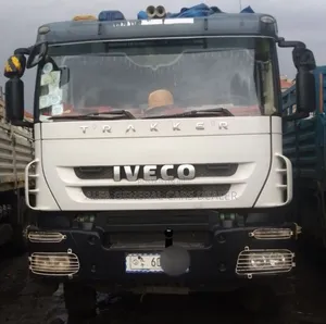 Photo - 2012 Iveco ኦባማ ከነተሳቢው መስፍን በመስፍን