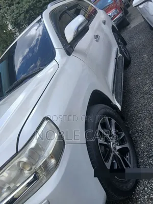 Toyota Land Cruiser 2008 White