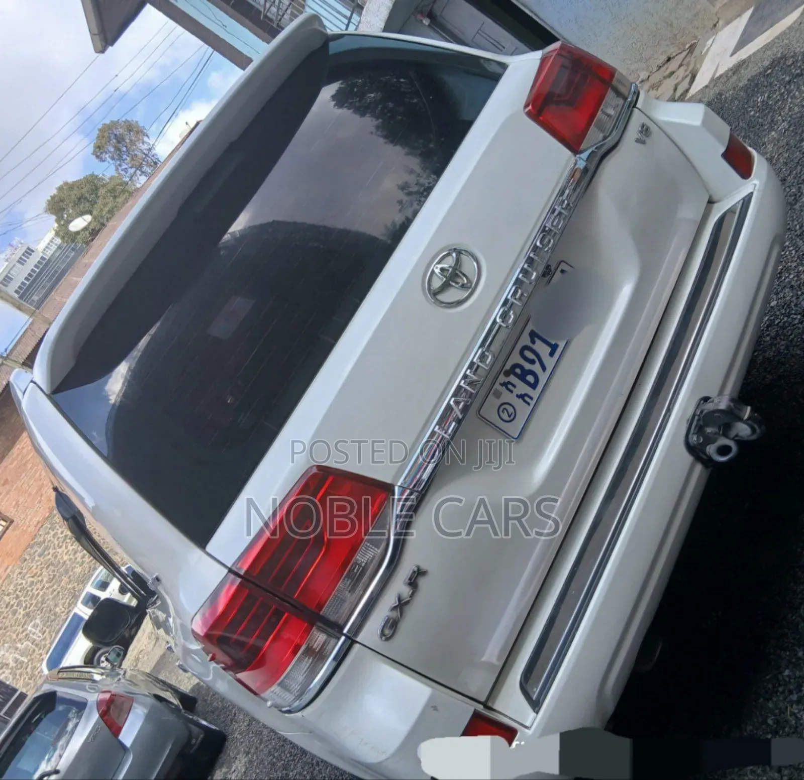 Toyota Land Cruiser 2008 White