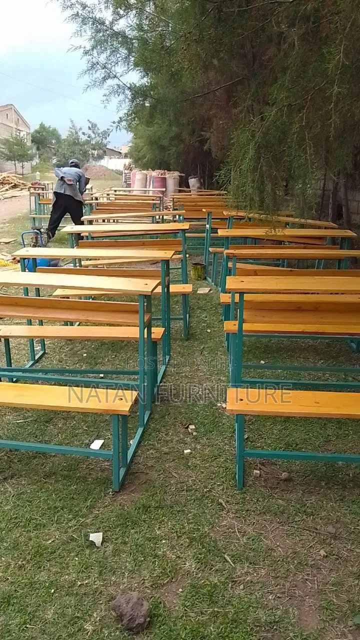 Combined Desk for School Metal Fream and Wooden Wanza Sit and Top Tabl