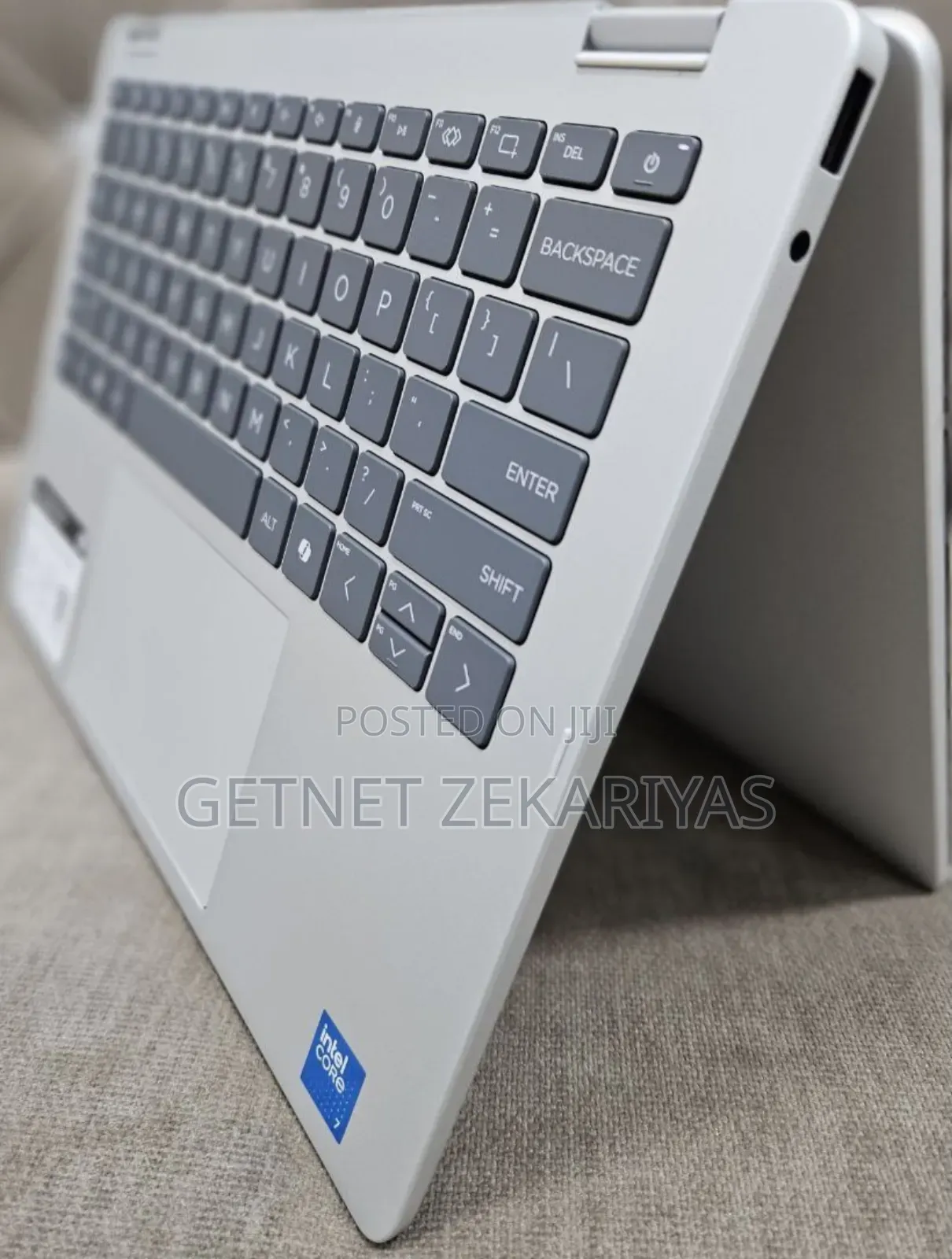 New Laptop HP OmniBook 5 Flip 16GB Intel Core 5 SSD 512GB