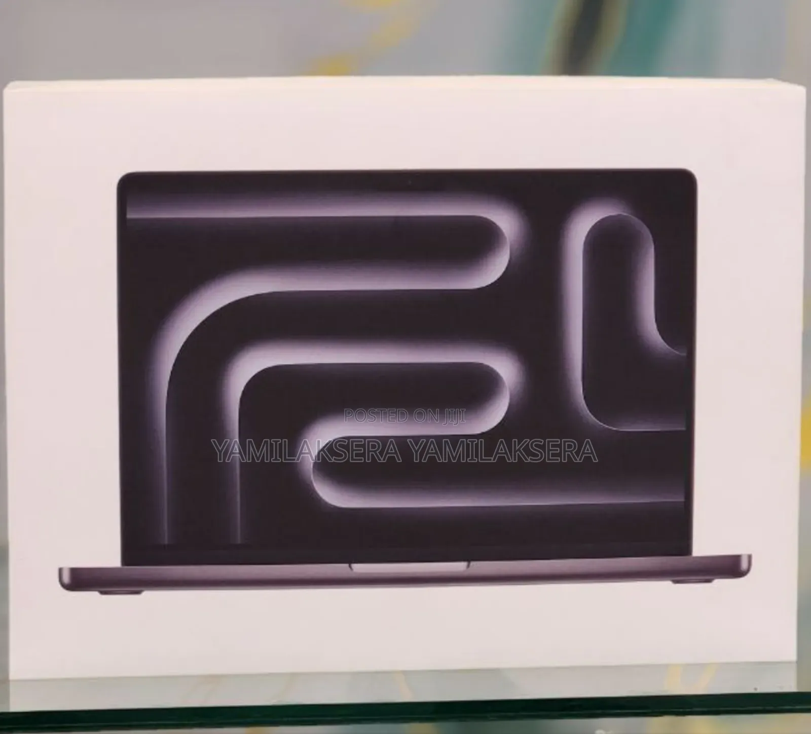 New Laptop Apple Macbook Pro 2025 M5 14-Inch 16GB Apple M5 SSD 512GB