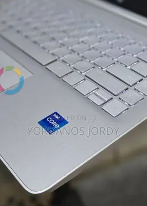 New Laptop HP Stream Notebook 8GB Intel Core i7 SSD 512GB