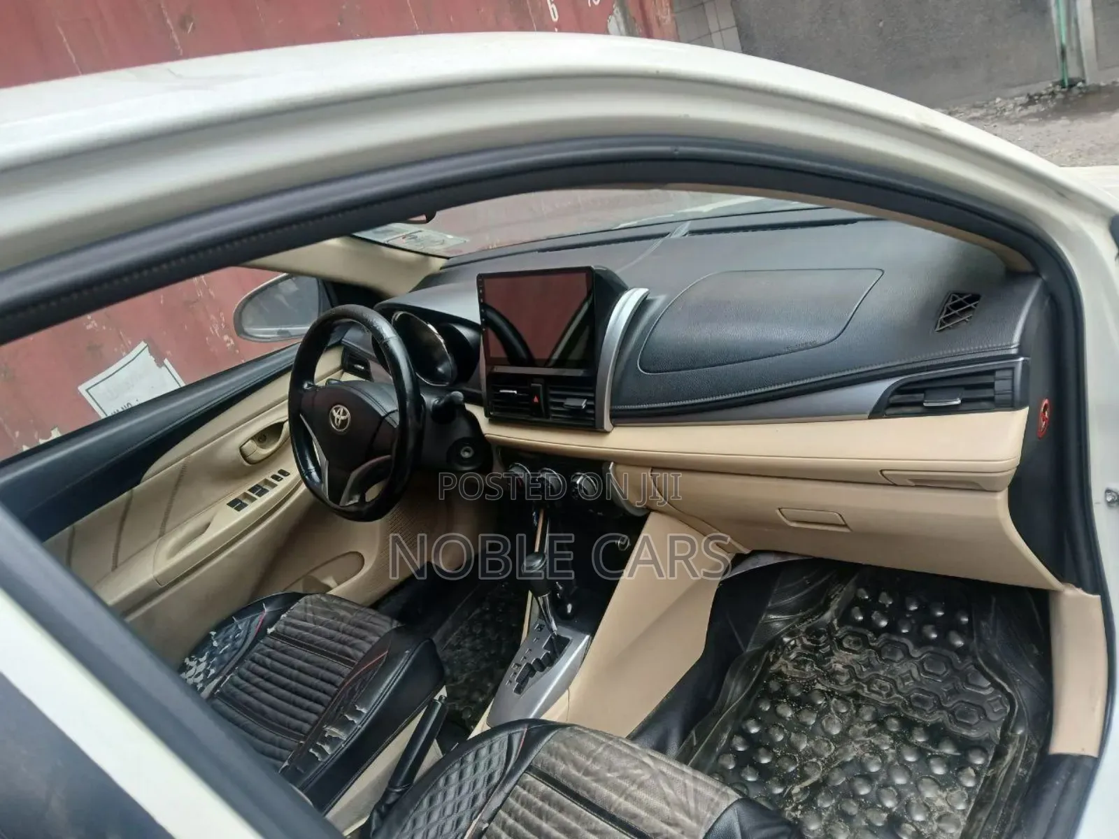 Toyota Yaris 2015 White