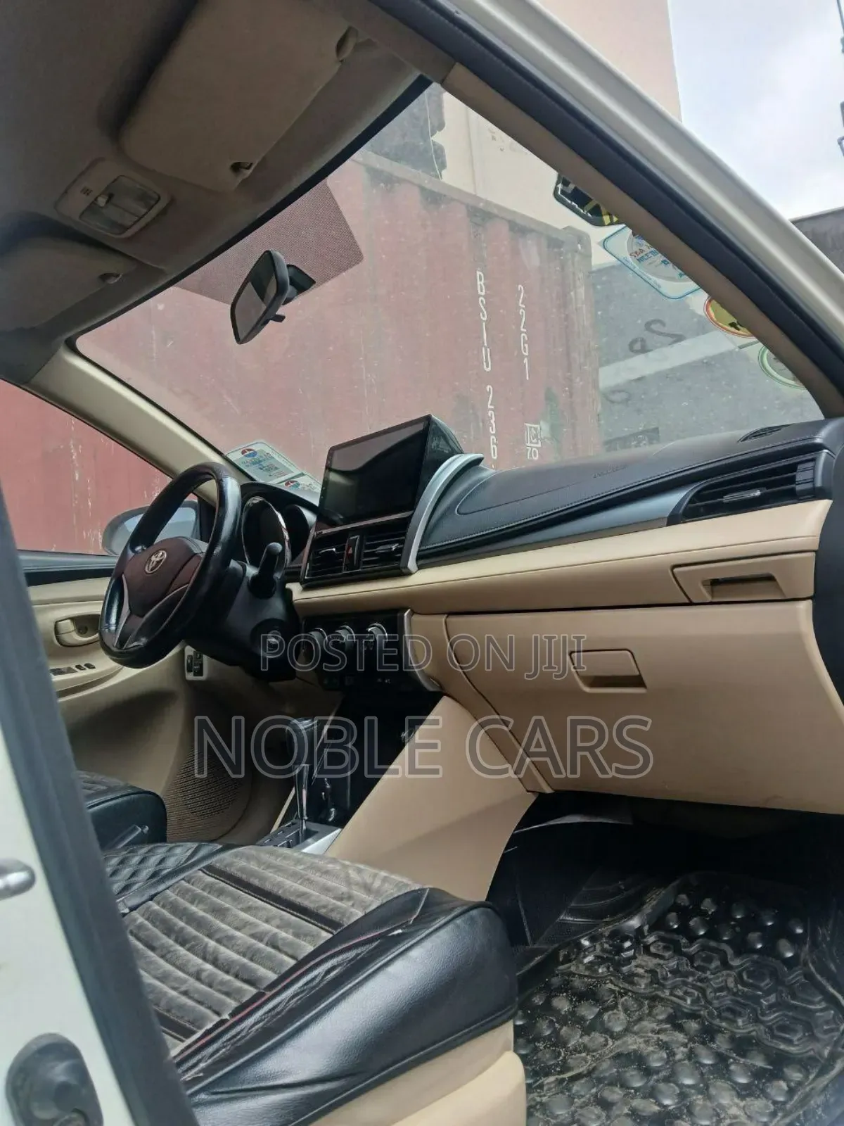 Toyota Yaris 2015 White