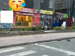 የሚሸጥ40/60 ሱቅ