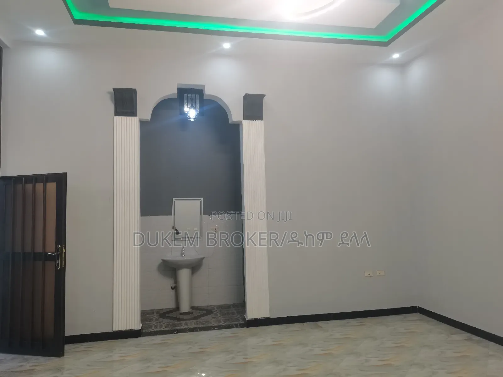 Furnished 3bdrm House in Bank Area, East Shewa for sale