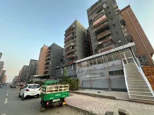 የሚሸጥ40/60 ሱቅ