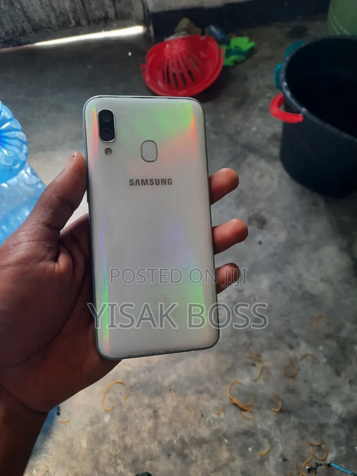 New Samsung Galaxy A40 64 GB White