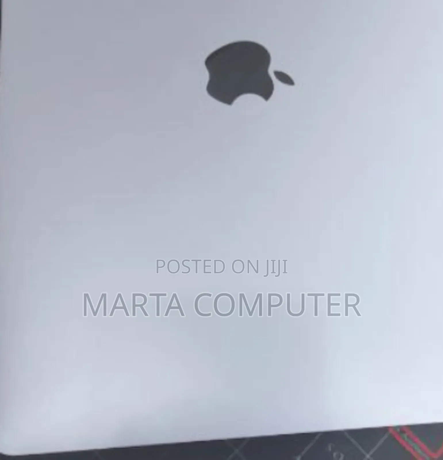 New Laptop Apple MacBook Pro 8GB Apple M2 SSD 256GB