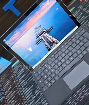 New Laptop Microsoft Surface Pro 7 8GB Intel Core I5 SSD 256GB