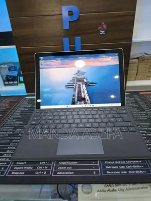 New Laptop Microsoft Surface Pro 7 8GB Intel Core I5 SSD 256GB