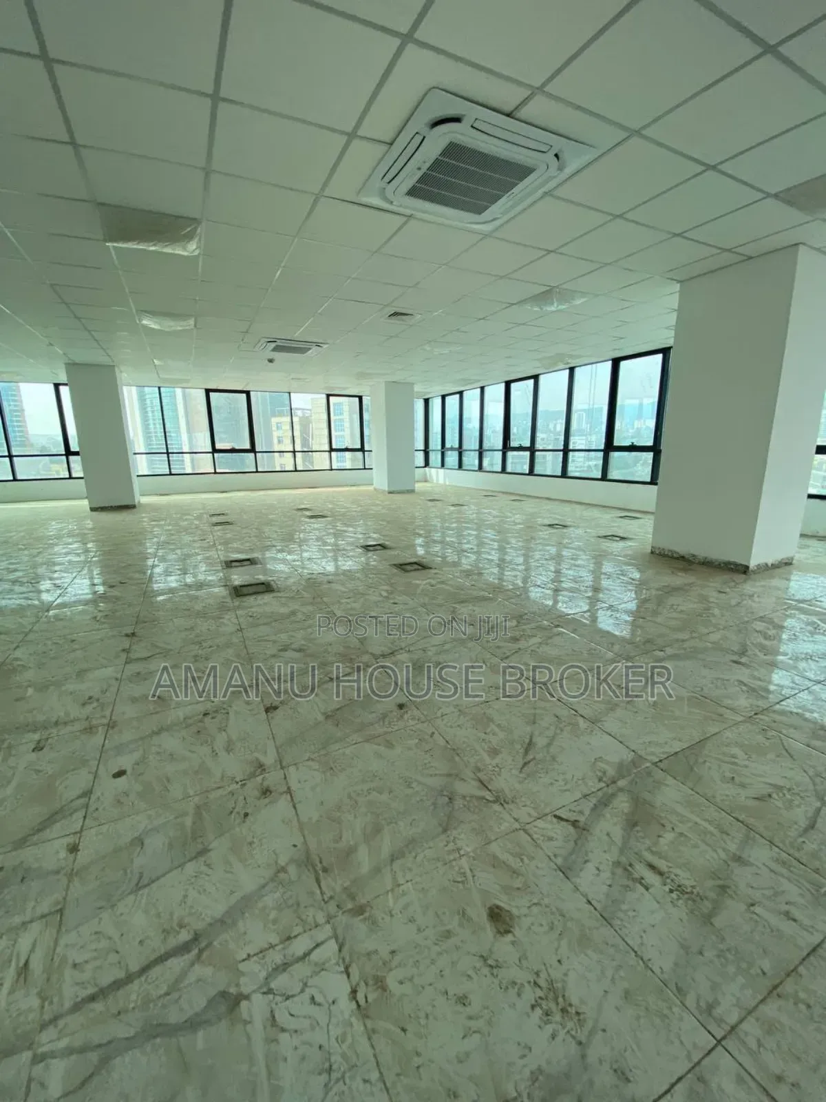 Office for Rent 1,000sqm Mexico Area