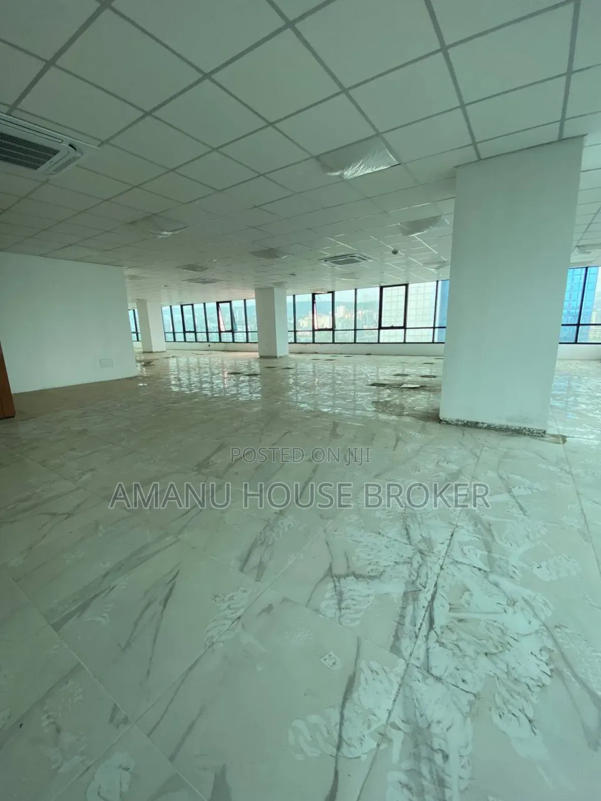 Office for Rent 1,000sqm Mexico Area