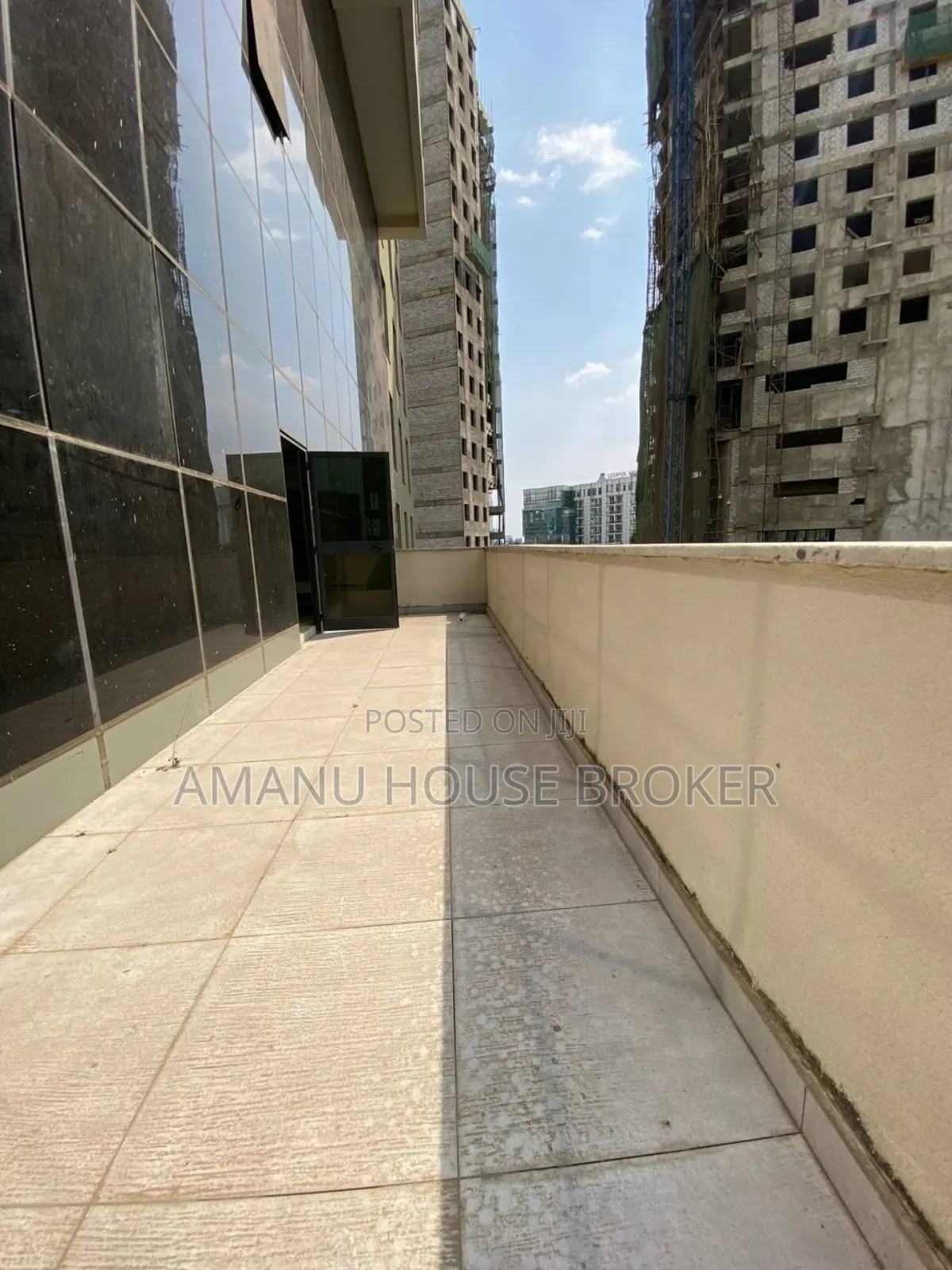 1,350sqm For Rent For Restaurant And Gym 5th Floor