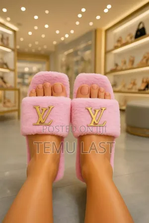 Women's Shoes(የሴቶች ጫማ)