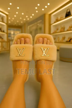 Women's Shoes(የሴቶች ጫማ)