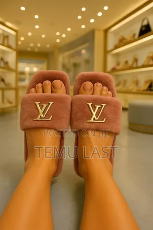 Women's Shoes(የሴቶች ጫማ)