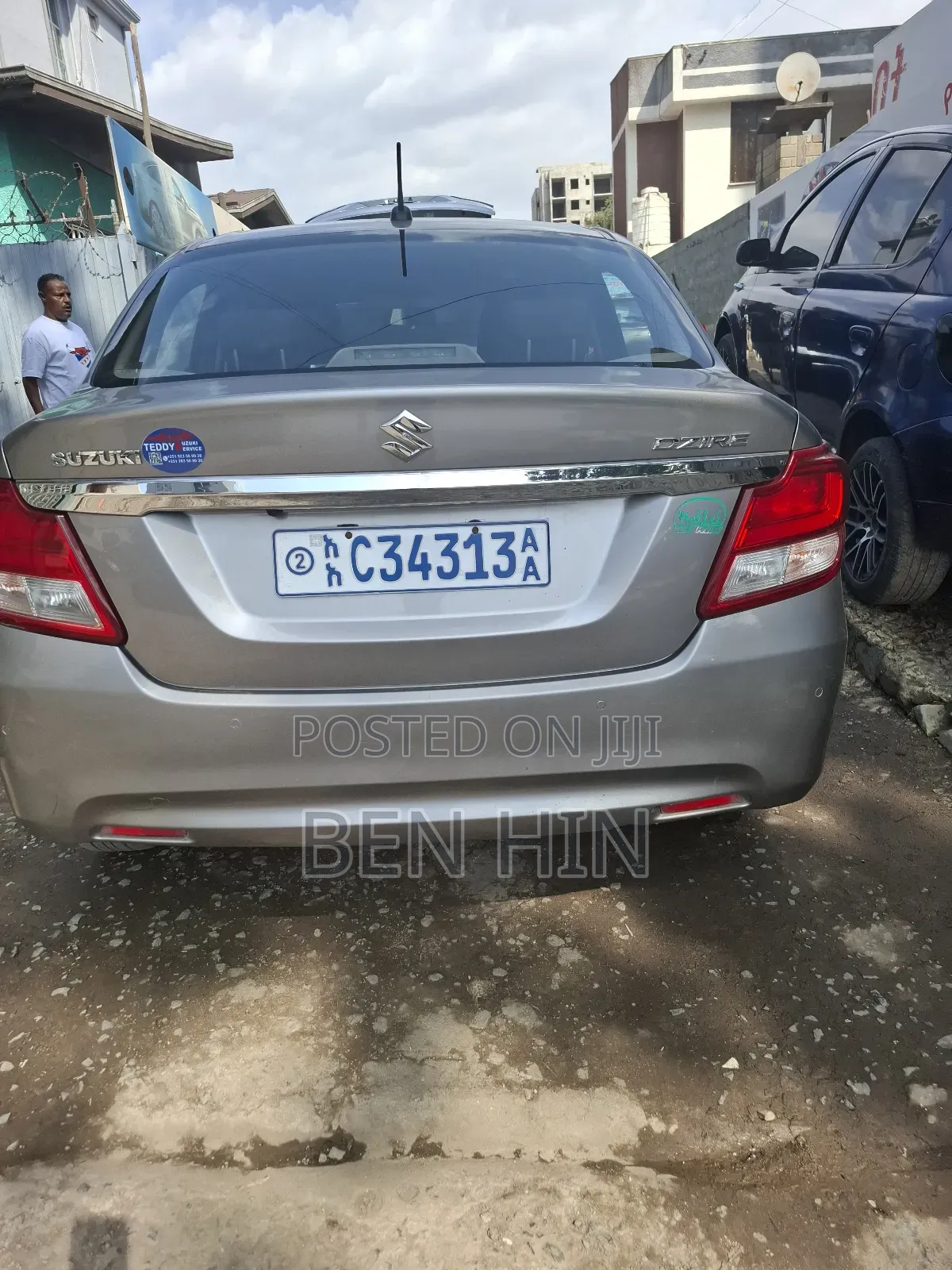 Suzuki Dzire 2023 Silver