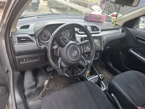 Suzuki Dzire 2023 Silver