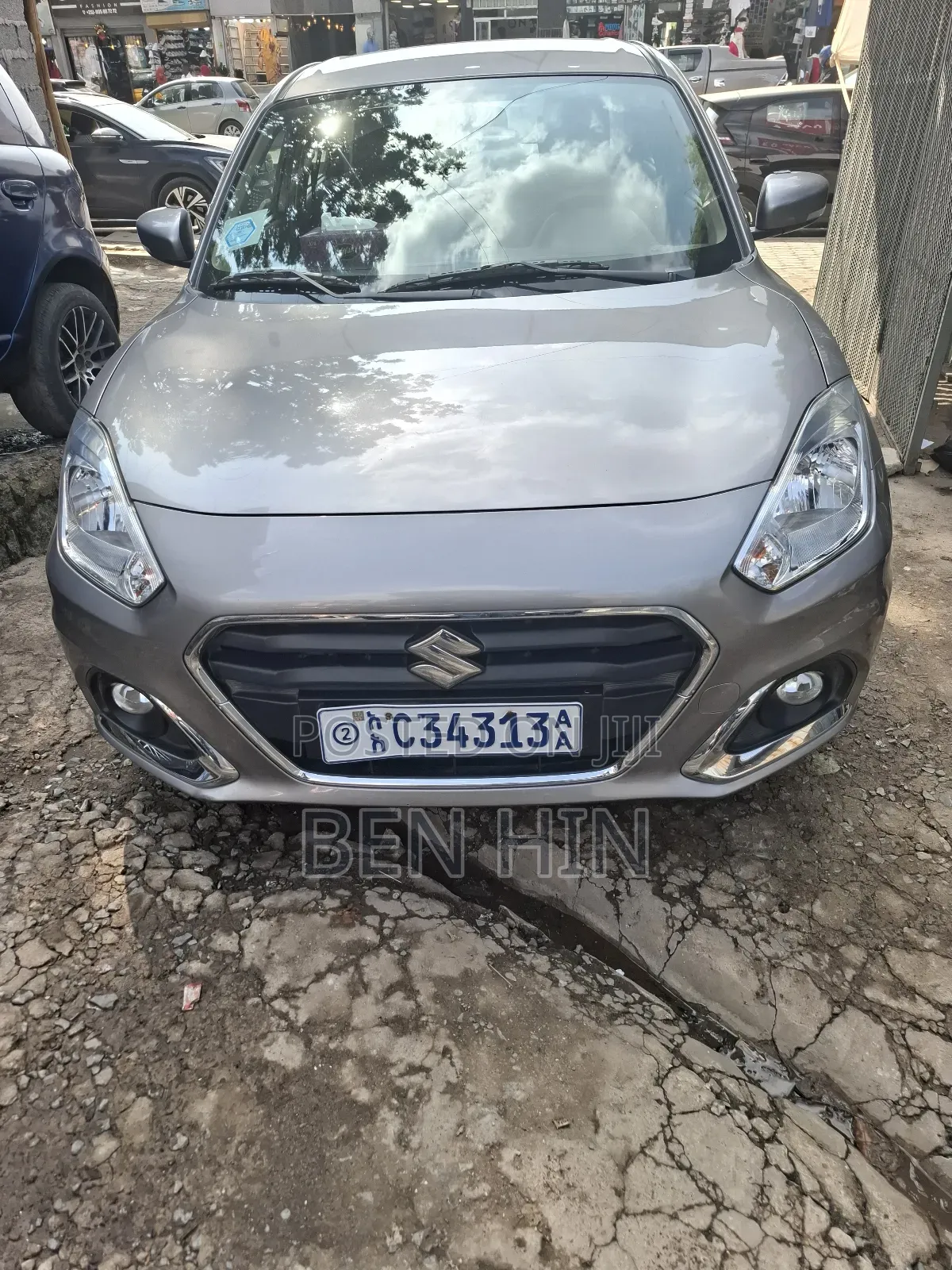 Suzuki Dzire 2023 Silver