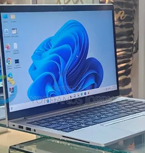 New Laptop HP EliteBook 840 G8 16GB Intel Core I7 SSD 512GB
