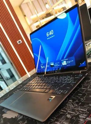 Photo - New Laptop HP Spectre X360 16GB Intel Core I7 SSD 1T