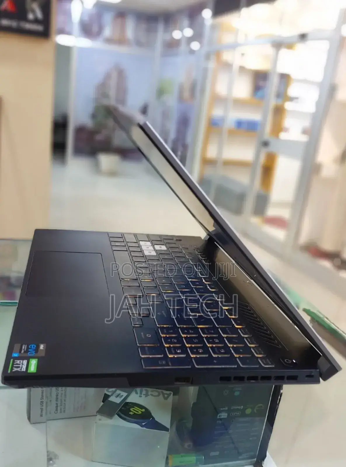 New Laptop Asus TUF Dash F15 16GB Intel Core I7 SSD 512GB