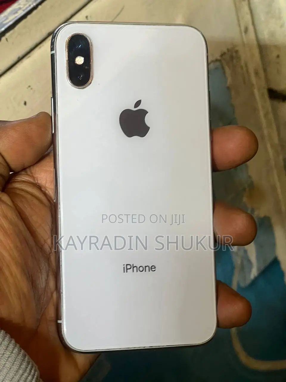 Apple iPhone X 64 GB White