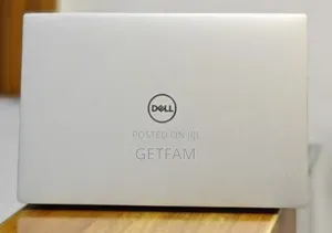 New Laptop Dell XPS 15 8GB Intel SSD 512GB