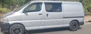 Photo - Toyota HiAce 2008 Silver