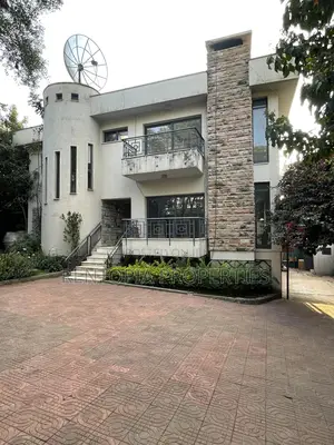 5bdrm Mansion in Bole for rent