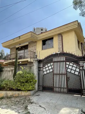 Photo - 4bdrm House in Yeka for rent