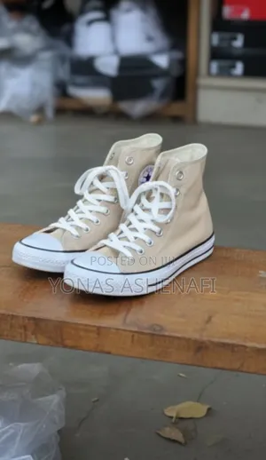Photo - Converse Chuck Taylor All Star (High Top)