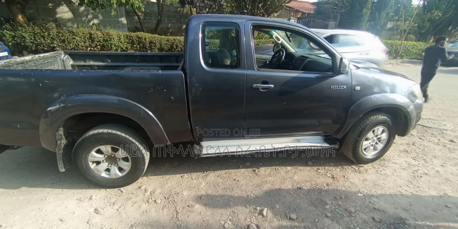 Toyota Hilux 2011 Gray