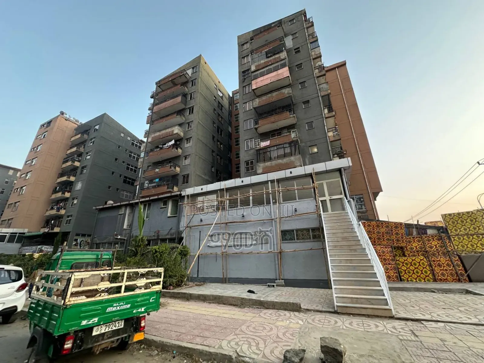 አስችኳ ብር ተፈልጎ የሚሸጥ 40/60 ሱቅ