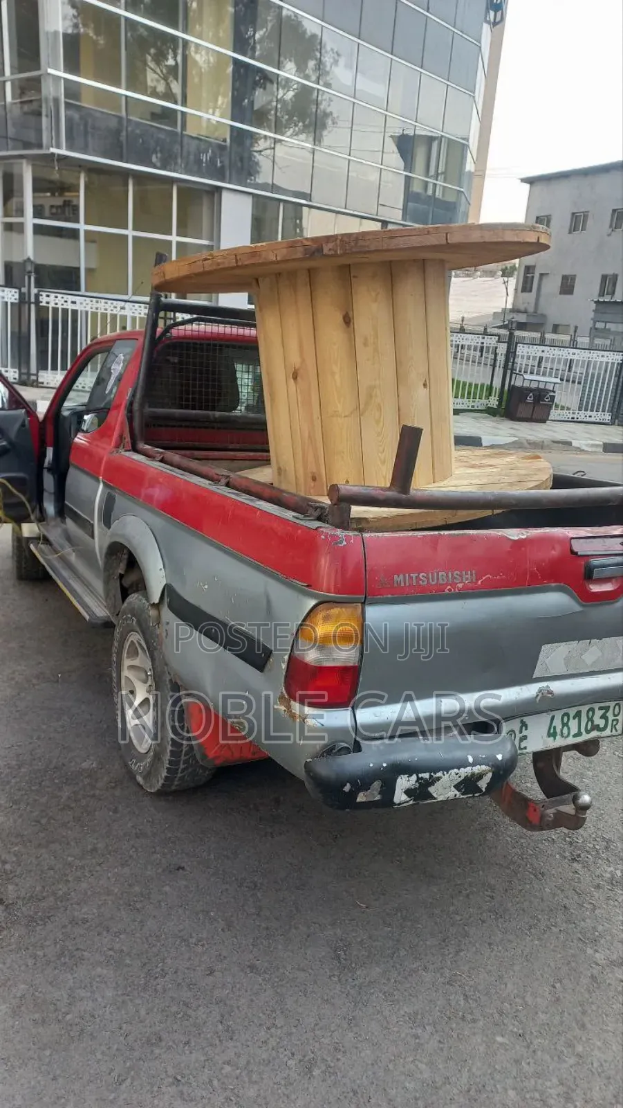 Mitsubishi L200 2001 Red