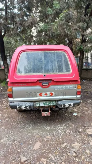 Mitsubishi L200 2001 Red