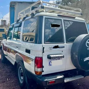 Toyota Land Cruiser 2017