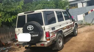 Toyota Land Cruiser 2014 Ivory