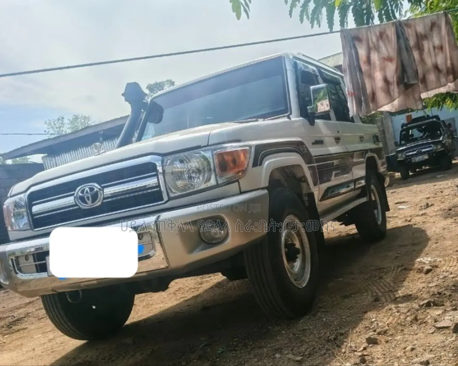 Toyota Land Cruiser 2014 Ivory